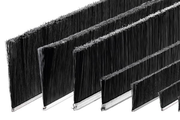 Полосовые уплотнительные щетки и комплектующие: профили, шины, держатели