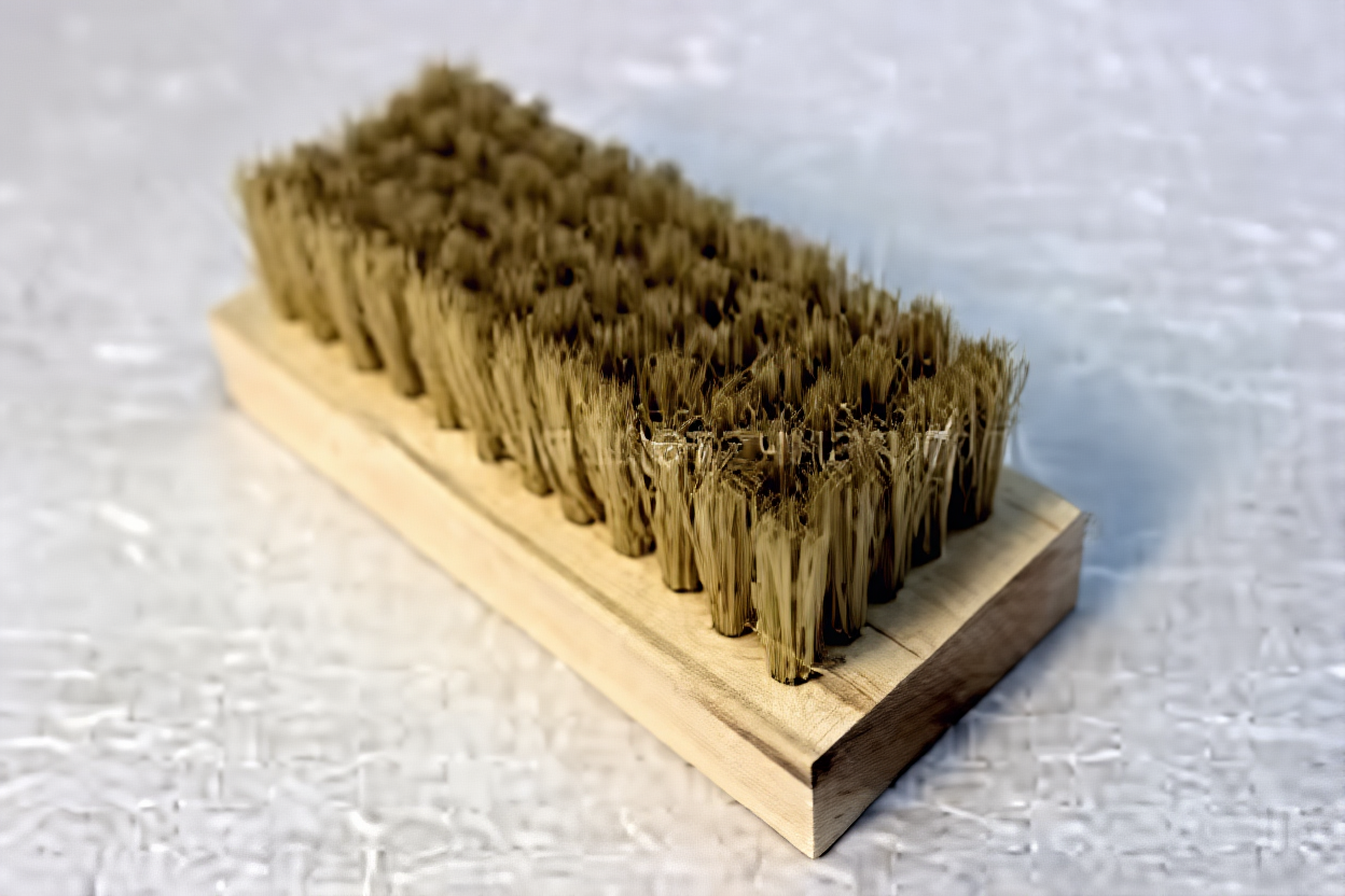 Щетка медицинская, деревянная