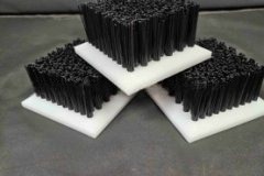 Щетки для очистки крючков  рыболовецких  судов